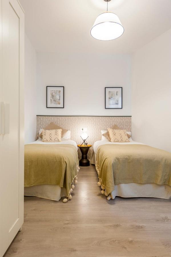 Atocha VI - Elegancia Urbana En Una Ubicacion Privilegiada มาดริด ภายนอก รูปภาพ