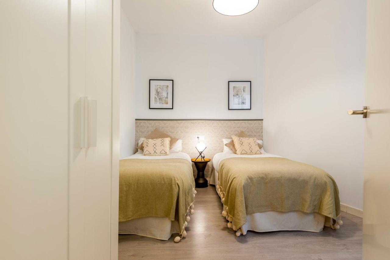 Atocha VI - Elegancia Urbana En Una Ubicacion Privilegiada มาดริด ภายนอก รูปภาพ